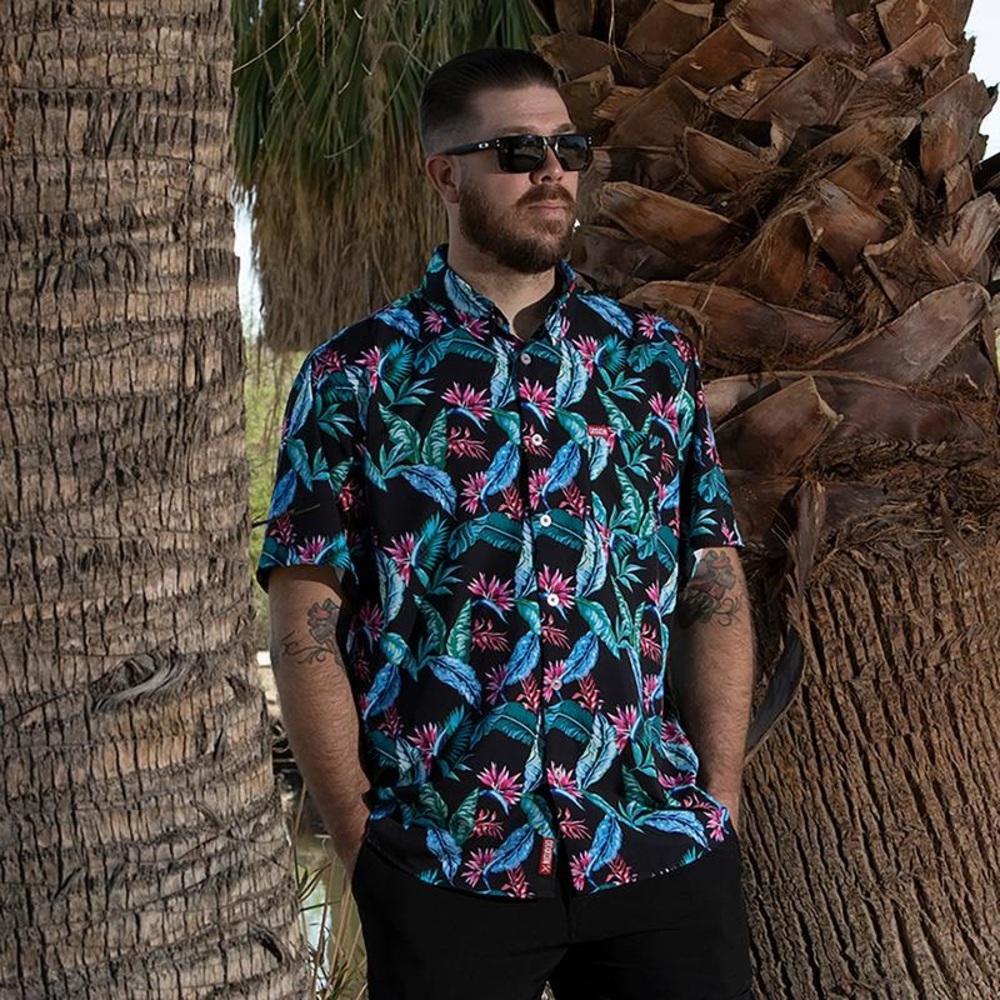 SOLD 3 Dixxon Men's short sleeve party button down shirts lot all size XL - Picture 6 of 11
